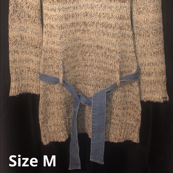 Sweater - Picture 2 of 3